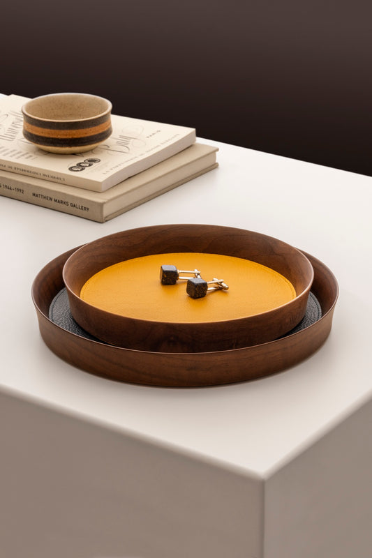 Giobagnara | Valet Tray Pelle Frau®: Walnut wood tray with leather inlay in multiple shapes and sizes | Decor / Valet Trays | 2Jour Concierge, your luxury lifestyle shop | premium leather and wood accessories for refined interiors