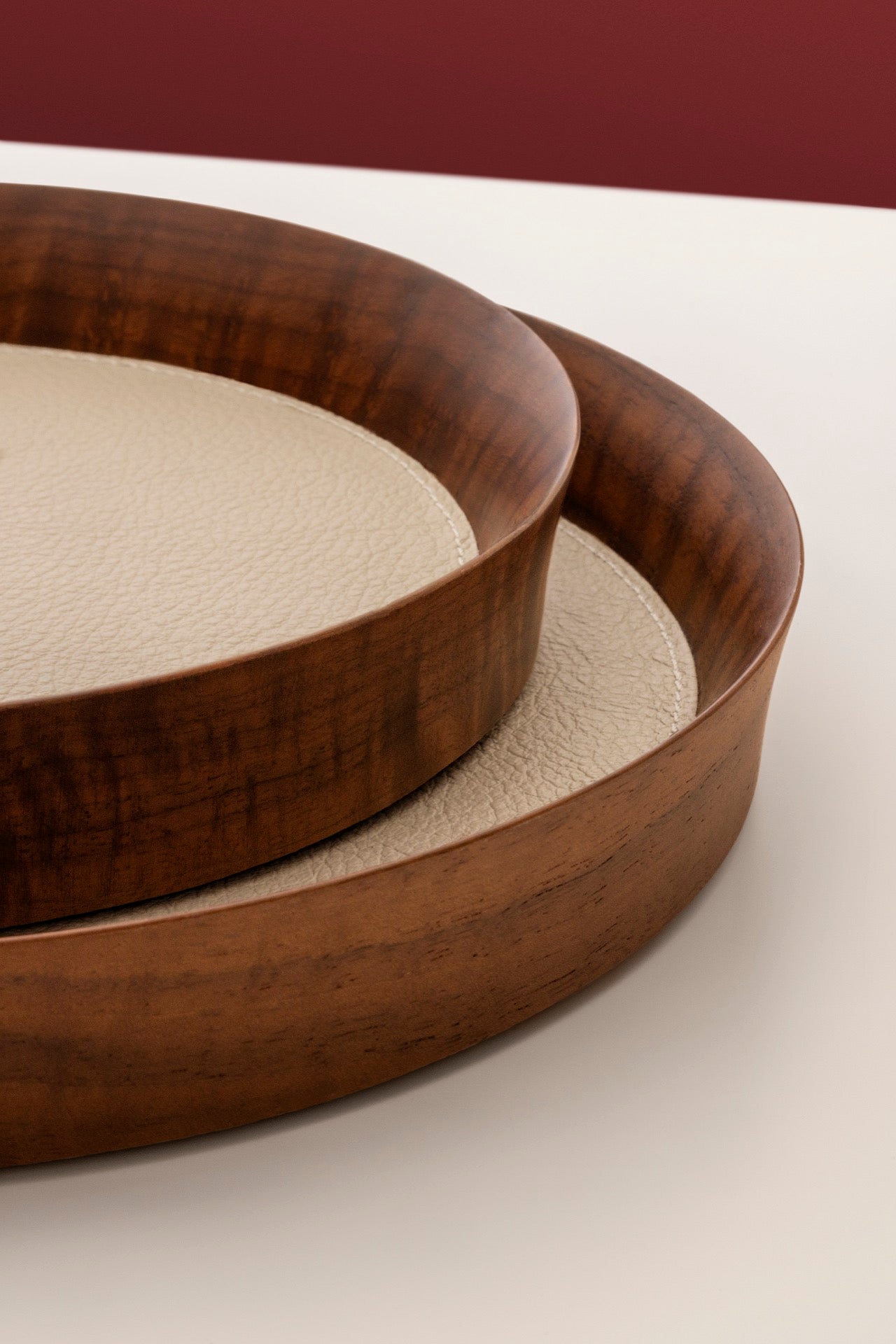 Giobagnara | Valet Tray Pelle Frau®: Walnut wood tray with leather inlay in multiple shapes and sizes | Decor / Valet Trays | 2Jour Concierge, your luxury lifestyle shop | premium leather and wood accessories for refined interiors