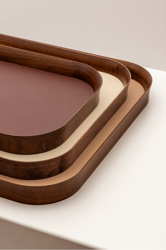 Giobagnara | Rectangular Tray Pelle Frau®: Walnut wood tray with leather inlay in multiple sizes | Serveware & Hospitality / Trays | 2Jour Concierge | luxury serving trays and tabletop accessories