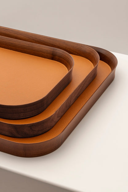 Giobagnara | Rectangular Tray Pelle Frau®: Walnut wood tray with leather inlay in multiple sizes | Serveware & Hospitality / Trays | 2Jour Concierge | luxury serving trays and tabletop accessories