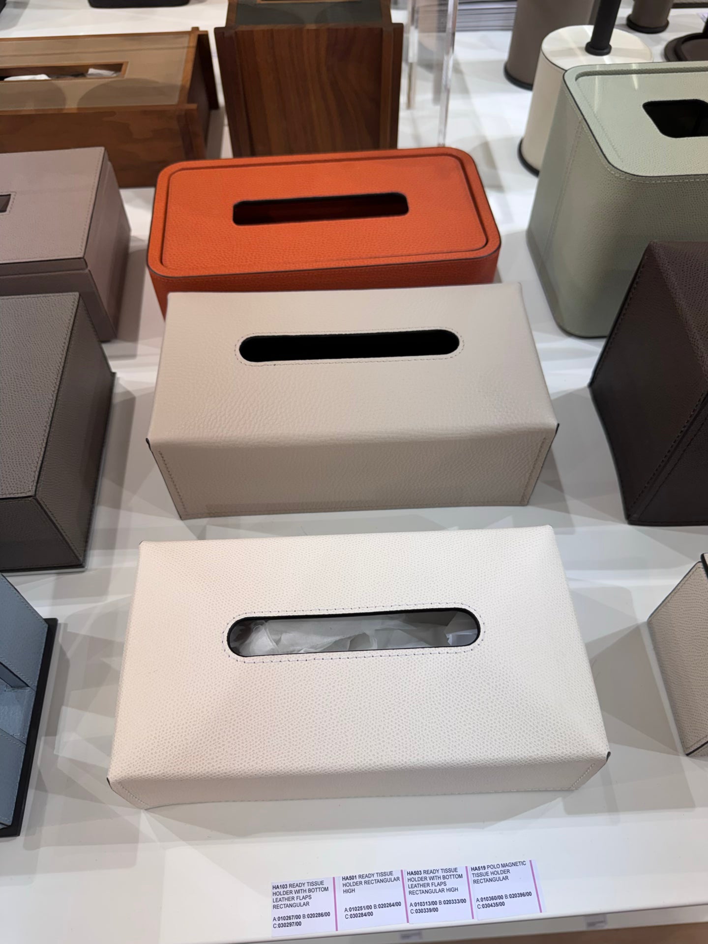 Ready Leather Tissue Holder With Optional Bottom Flaps