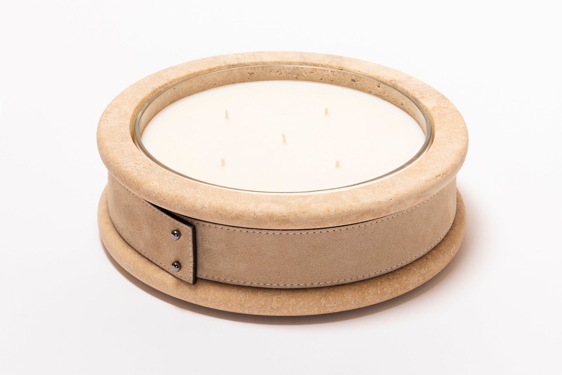 Giobagnara Ercolano leather & marble candle holder | Marble structure with removable wax candle and chrome-plated button details | Available in travertino marble | A refined blend of natural stone and luxury finishes | Home decor & candle holders | Versions: regular small (1 wick), low large (5 wicks), high large (3 wicks) | 2Jour Concierge, your luxury lifestyle shop