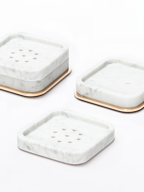 Giobagnara Polo Marble Square Soap Bowl | Marble Structure with Brass Base Frame | Non-Slip Waterproof Rubber Base | Part of Polo Marble Bathroom Set | Iconic Silhouette with Rounded Corners | Unique and Exclusive Design | Explore the Polo Marble Bathroom Collection at 2Jour Concierge, #1 luxury high-end gift & lifestyle shop