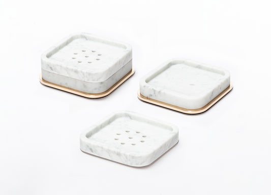 Giobagnara Polo Marble Square Soap Bowl | Marble Structure with Brass Base Frame | Non-Slip Waterproof Rubber Base | Part of Polo Marble Bathroom Set | Iconic Silhouette with Rounded Corners | Unique and Exclusive Design | Explore the Polo Marble Bathroom Collection at 2Jour Concierge, #1 luxury high-end gift & lifestyle shop