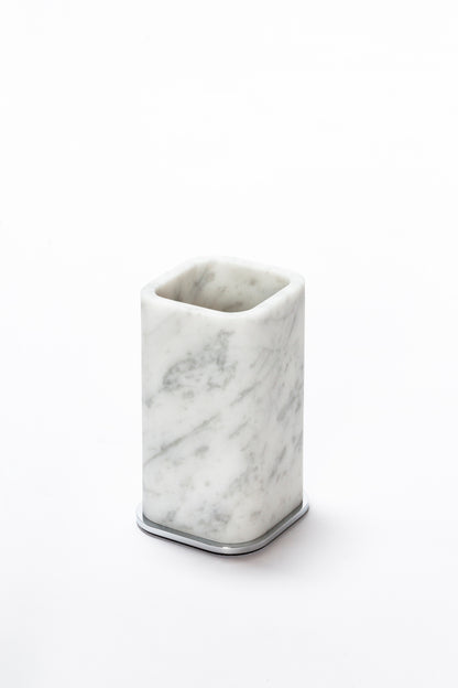 Giobagnara Polo Marble Toothbrush Holder | Marble Structure with Brass Base Frame | Non-Slip Waterproof Rubber Base | Part of Polo Marble Bathroom Set | Iconic Silhouette with Rounded Corners | Unique and Exclusive Design | Explore the Polo Marble Bathroom Collection at 2Jour Concierge, #1 luxury high-end gift & lifestyle shop