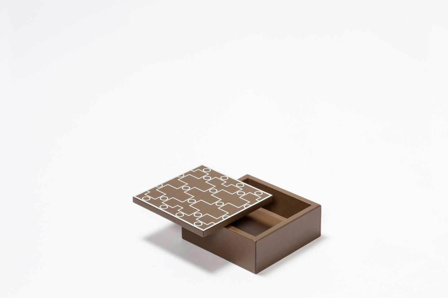 Giobagnara San Marco Trinket Box Square | Printed leather design inspired by Venetian details, leather-covered wood structure with removable lid | Combines historic legacy with modernity | Home Decor, Storage, and Collectibles | 2Jour Concierge, your luxury lifestyle shop