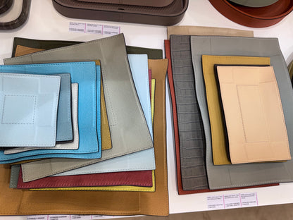 Giobagnara | Jack Valet Tray: Leather-covered metal tray with structured base and adjustable corners | Decor / Valet Trays | 2Jour Concierge, your luxury lifestyle shop | refined interiors, office desks, bedside organization, travel accessories, contemporary essentials