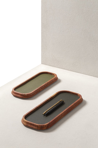 Giobagnara | Rodi Marble Valet Tray: Travertine marble with removable leather insert, available in different shapes and sizes | Decor / Valet Trays | 2Jour Concierge, your luxury lifestyle shop | natural stone, Italian craftsmanship, refined organization, timeless design