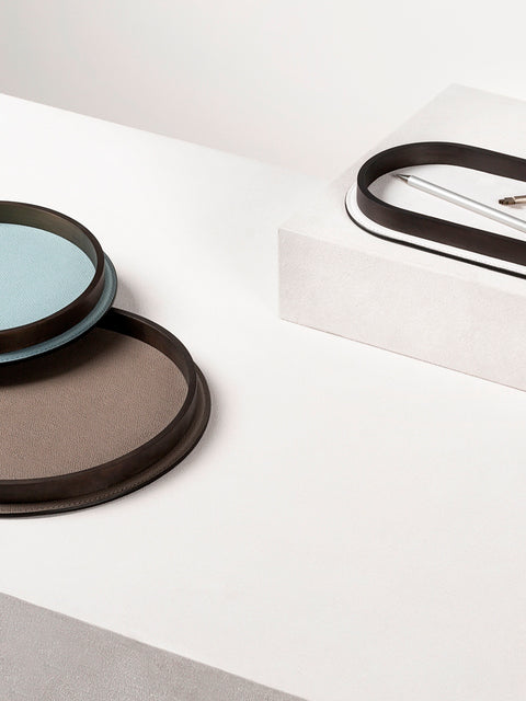 Regis Leather-Covered Valet Tray Round w Metal Base