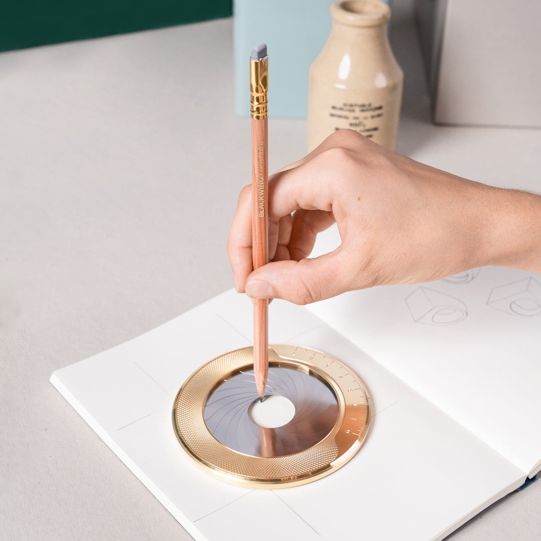 Makers Cabinet  Iris Drawing Tool with Base | 2Jour Concierge, #1 luxury high-end gift & lifestyle shop