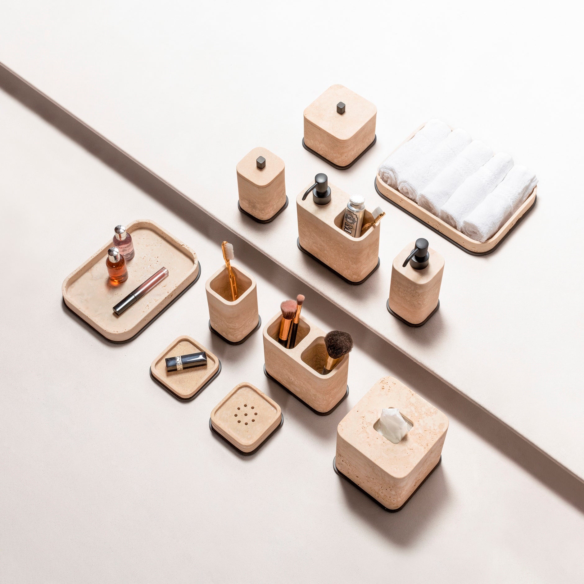 GIOBAGNARA Polo marble bathroom set - 02
