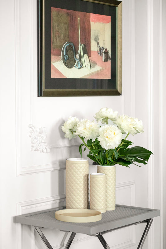 Ester Ceramic Vase With Quilted Diamonds Padded Leather Cover