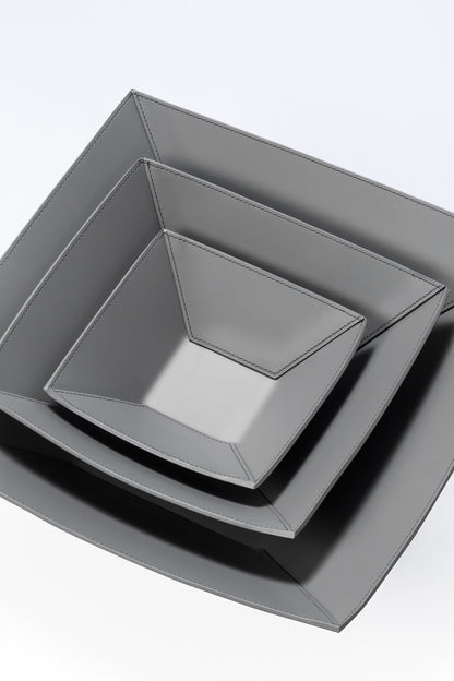 RUDI Ninfea Bowl | Finest regenerated leather structure with water-resistant and UV-resistant finish | Available in square and rectangular shapes | Ideal for stylish organization | Home Decor and Serveware | 2Jour Concierge, your luxury lifestyle shop