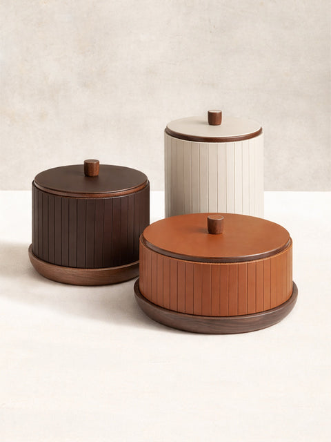 Toiles de Noyer Walnut Wood and Saddle Leather Trinket Box N°2, Round