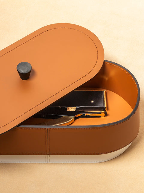 Rudi Zenit | Desk Set: Regenerated leather with contrasting base and smooth, matte finish, featuring a complete suite of accessories (desk blotter, pen holder, trays, and boxes) for organized and elegant workspaces | Office + Tech / Desk Sets & Organizers | 2Jour Concierge, your luxury lifestyle shop