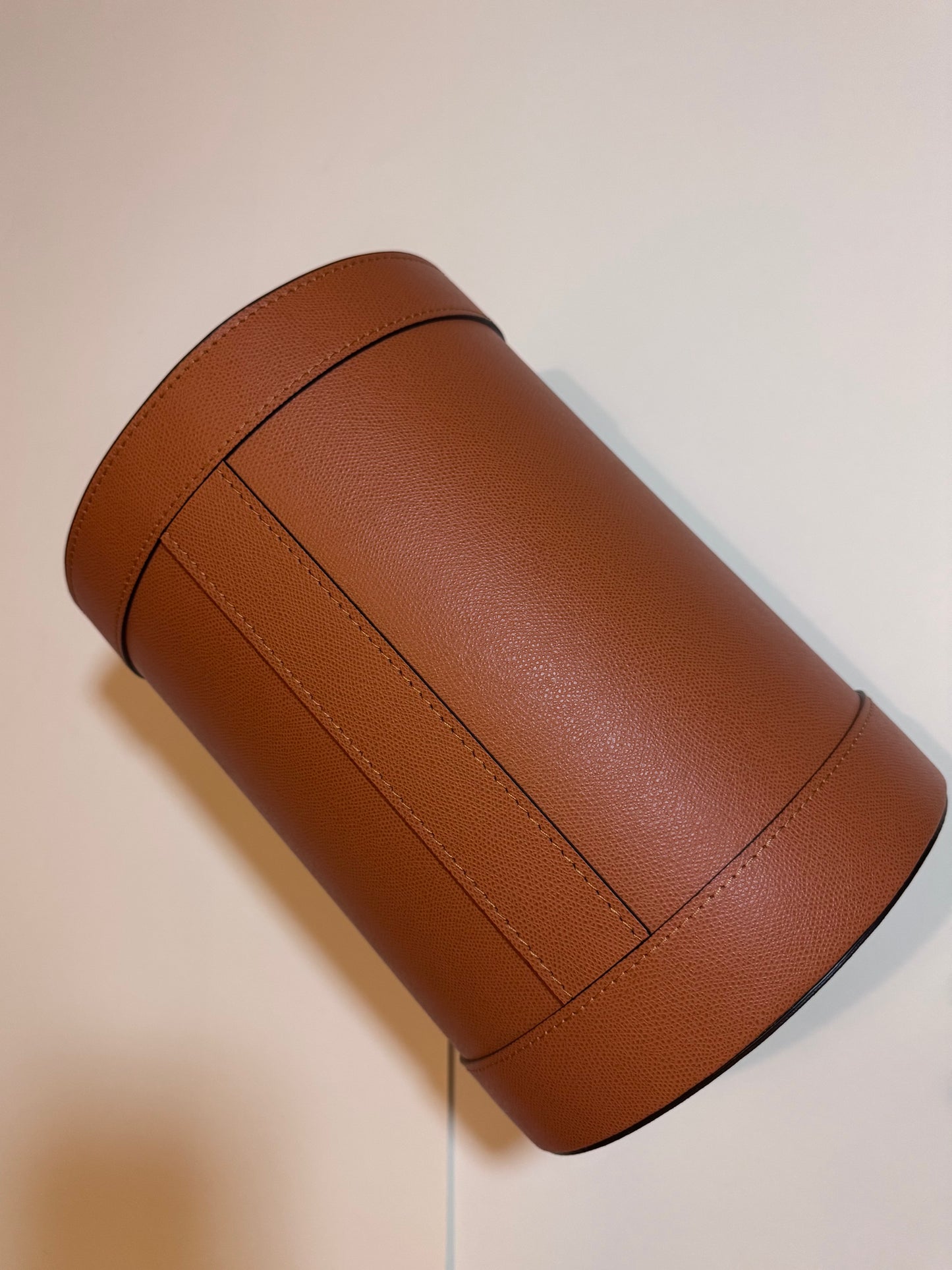 Otto Leder-Papierkorb mit wasserdichter Innenseite