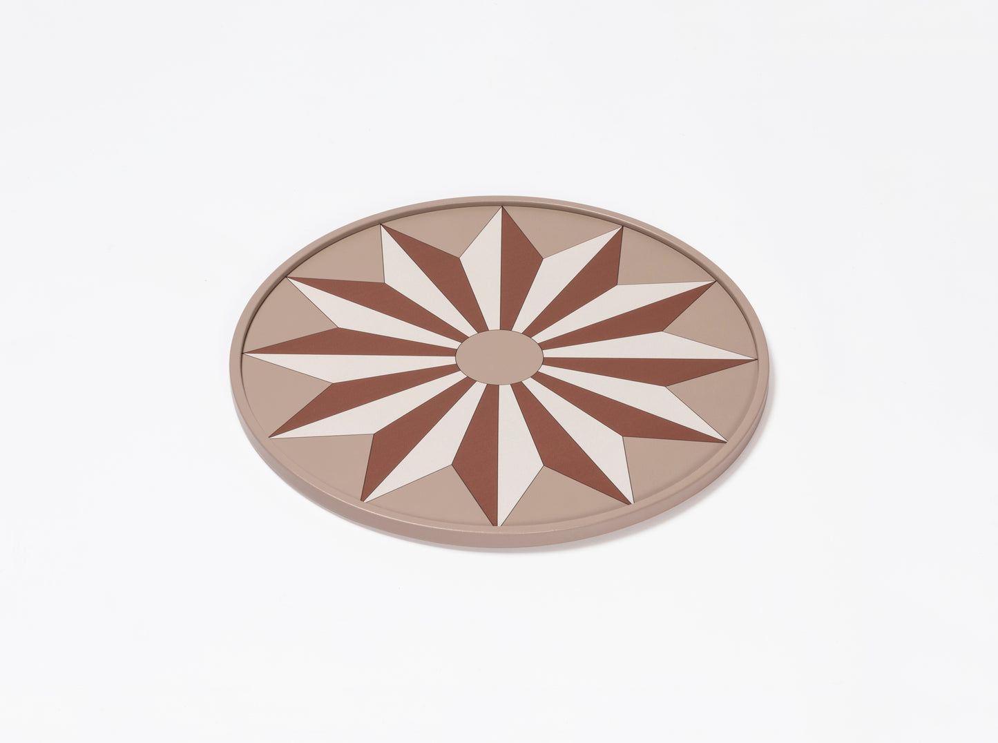 San Marco Tray N.2 by Giobagnara | Leather-covered wood structure with an interweaving decorative motif inspired by a marble grating of a window of the Prison of San Marco in Venice | San Marco Collection | Combines historic legacy with modernity, celebrating Venice's artistic and cultural heritage | Home Decor and Serveware | 2Jour Concierge, your luxury lifestyle shop