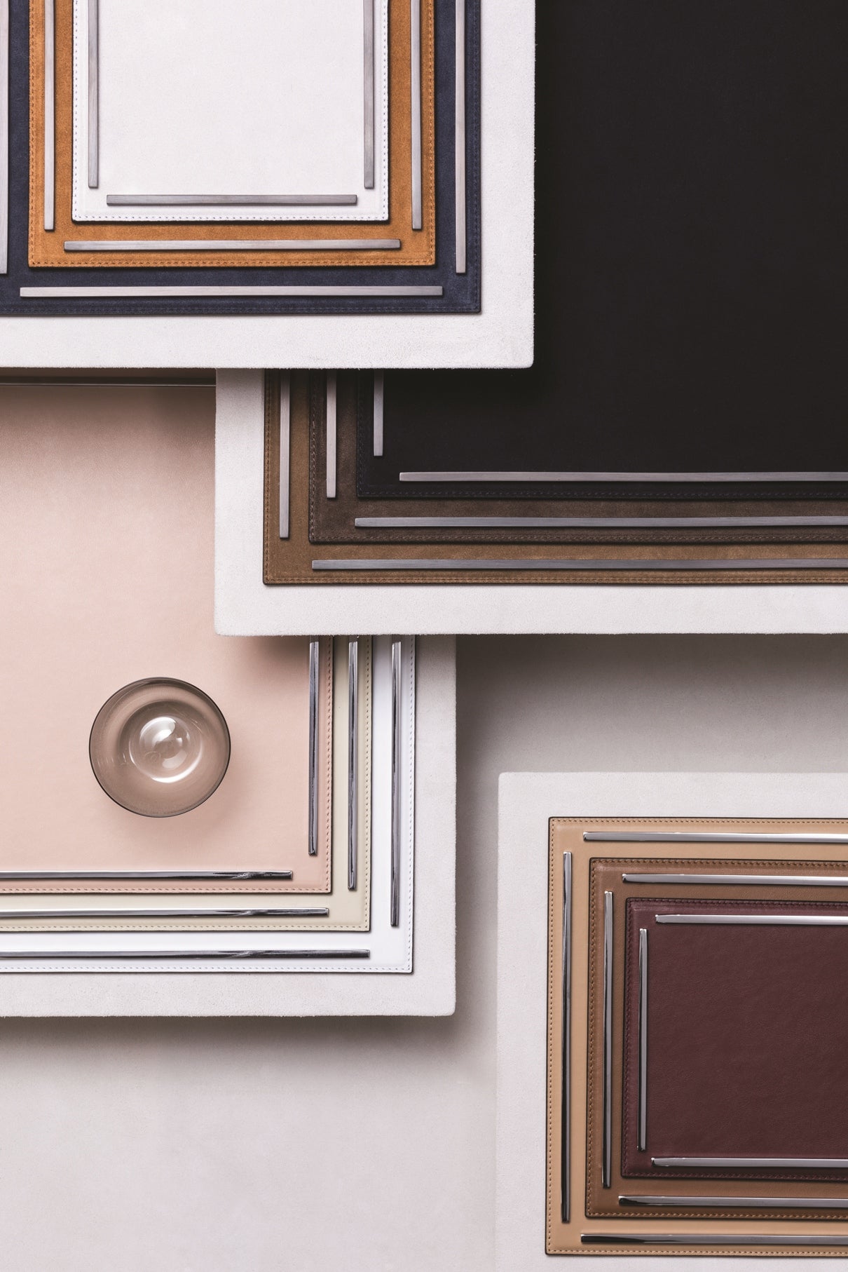 Giobagnara Campo Tray | Leather-covered metal structure with metal frame in chrome, bronze, or brass finishes | Available in square and rectangular shapes | Home Decor and Serveware | 2Jour Concierge, your luxury lifestyle shop