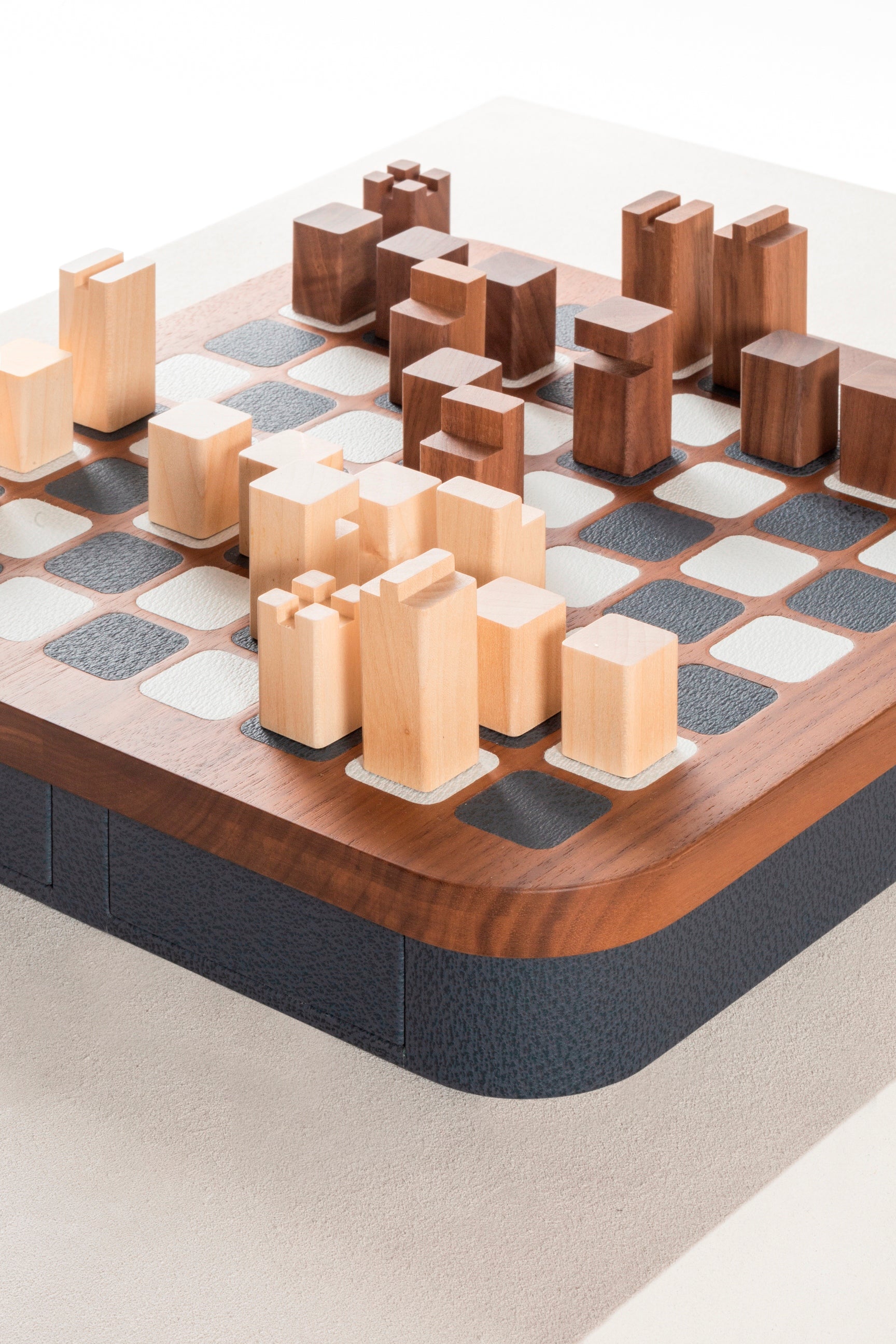 Giobagnara Delos Wood Chess Set | Luxury Board Games, Family Games, Classic Games & Gift Games | 2Jour Concierge, #1 luxury high-end gift & lifestyle shop