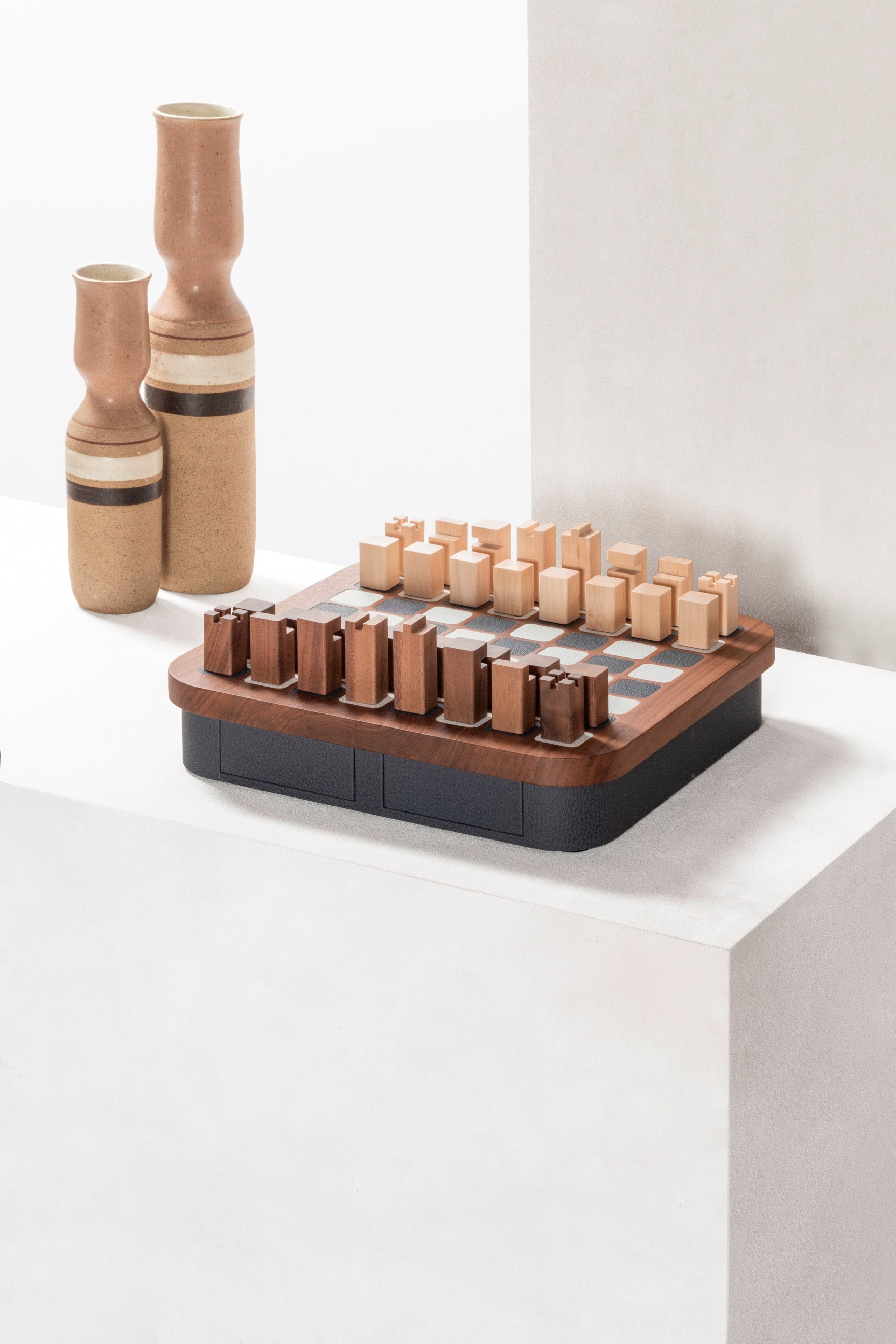 Giobagnara Delos Wood Chess Set | Luxury Board Games, Family Games, Classic Games & Gift Games | 2Jour Concierge, #1 luxury high-end gift & lifestyle shop