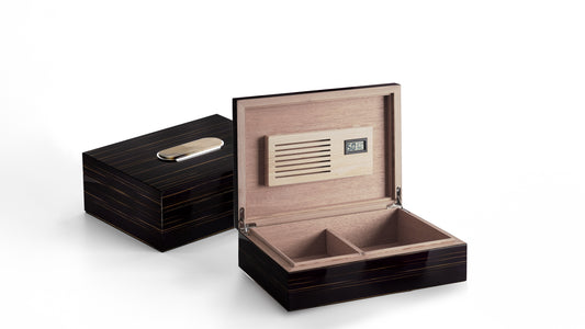 Arcahorn Sibilla Cigar Humidor | Glossy Ebony Finish | Horn and Chromed Brass Detail | Cedar Wood Interior with Humidifier for Boveda | Digital Moisture Meter | Ideal for Yacht Decor | Explore Luxury Home Accessories at 2Jour Concierge, #1 luxury high-end gift & lifestyle shop