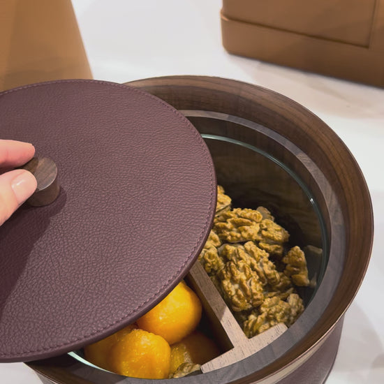 Giobagnara x Poltrona Frau | Divided Serving Box Pelle Frau®: Leather-covered container with glass insert and divider | Tabletop & Condiment Accessories | 2Jour Concierge | luxury serving containers and accessories