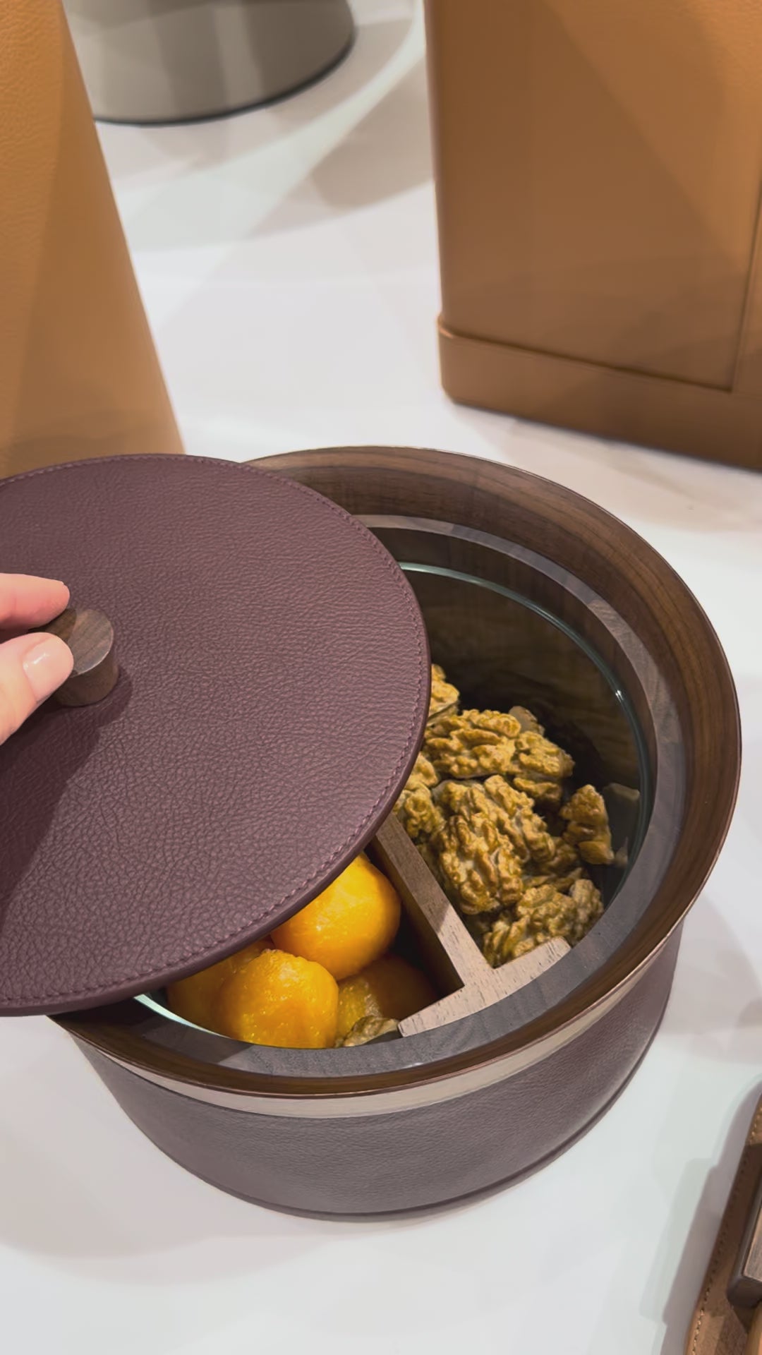 Giobagnara x Poltrona Frau | Divided Serving Box Pelle Frau®: Leather-covered container with glass insert and divider | Tabletop & Condiment Accessories | 2Jour Concierge | luxury serving containers and accessories